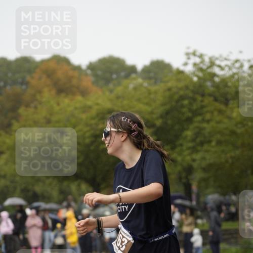 13.09.2026 - Stadtparktriathlon Patografie http://msf.ph/oto/10273803 13.09.2026 12:52:51 Ziel 763 meine-sportfotos.de