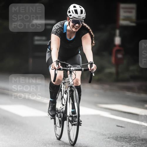 13.09.2026 - Stadtparktriathlon H.Heesch http://msf.ph/oto/10273815 13.09.2026 10:28:12 Radfahren 229, 347, 439 meine-sportfotos.de