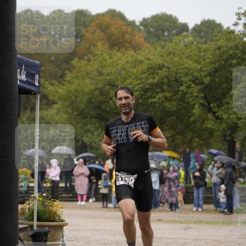 13.09.2026 - Stadtparktriathlon Patografie http://msf.ph/oto/10273824 13.09.2026 12:53:01 Ziel 1060 meine-sportfotos.de