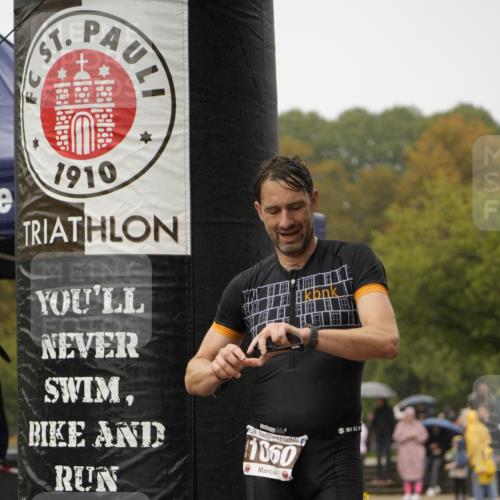 13.09.2026 - Stadtparktriathlon Patografie http://msf.ph/oto/10273830 13.09.2026 12:53:02 Ziel 1060 meine-sportfotos.de