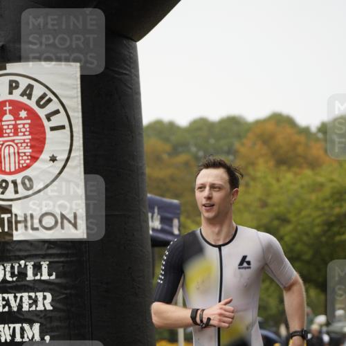 13.09.2026 - Stadtparktriathlon Patografie http://msf.ph/oto/10273855 13.09.2026 12:53:19 Ziel 851, 1036 meine-sportfotos.de