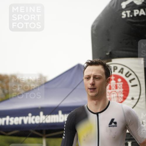 13.09.2026 - Stadtparktriathlon Patografie http://msf.ph/oto/10273861 13.09.2026 12:53:20 Ziel 851, 1036 meine-sportfotos.de