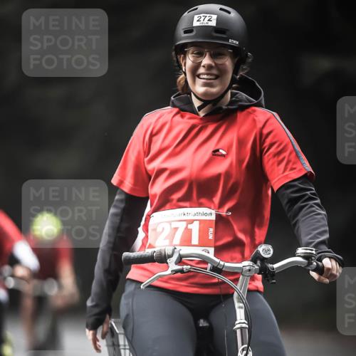 13.09.2026 - Stadtparktriathlon H.Heesch http://msf.ph/oto/10273888 13.09.2026 10:28:19 Radfahren 229, 253, 270, 273, 286, 372, 383, 434, 439 meine-sportfotos.de