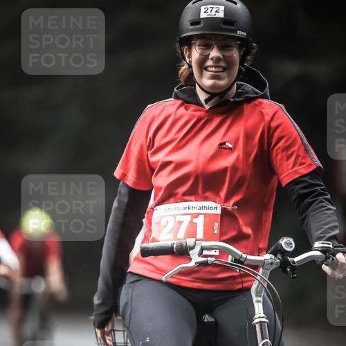 13.09.2026 - Stadtparktriathlon H.Heesch http://msf.ph/oto/10273890 13.09.2026 10:28:19 Radfahren 229, 253, 270, 273, 286, 372, 383, 434, 439 meine-sportfotos.de