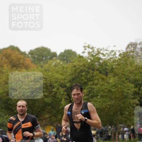 13.09.2026 - Stadtparktriathlon Patografie http://msf.ph/oto/10273892 13.09.2026 12:53:40 Ziel 934, 964, 965 meine-sportfotos.de