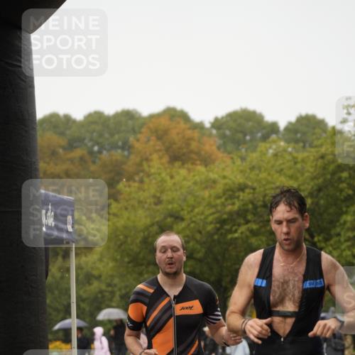 13.09.2026 - Stadtparktriathlon Patografie http://msf.ph/oto/10273898 13.09.2026 12:53:40 Ziel 934, 964, 965 meine-sportfotos.de
