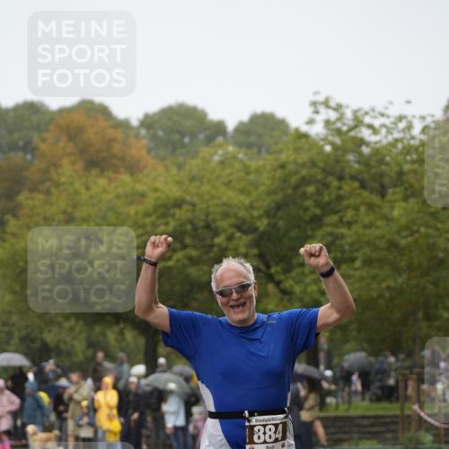 13.09.2026 - Stadtparktriathlon Patografie http://msf.ph/oto/10273917 13.09.2026 12:53:58 Ziel 884 meine-sportfotos.de