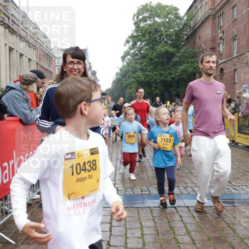 13.09.2026 - Kiel Lauf Yannick Fuchs http://msf.ph/oto/10273969 13.09.2026 08:36:32 Ziel 516, 874, 1407, 1727, 1829, 1875, 3246, 3532, 3868, 4495, 4500, 5658, 6308, 6452, 6469, 6470, 6474, 6475, 7136, 7811, 8804, 9505, 10064, 10891, 11592, 11782, 12504, 71, 119, 308, 440, 464, 465, 569, 690, 740, 832, 858, 923, 1551, 1552, 1648, 1690, 1875, 2310, 2328, 2618, 2621, 2882, 2911, 3053, 3149, 3434, 3656, 3689, 4002, 4007, 4473, 4474, 5481, 5486, 5499, 5842, 6022, 6101, 6143, 6491, 7128, 1031, 1690, 2618, 3762, 5990, 6446 meine-sportfotos.de