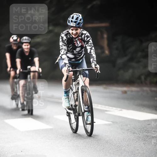 13.09.2026 - Stadtparktriathlon H.Heesch http://msf.ph/oto/10274002 13.09.2026 10:28:29 Radfahren 247, 253, 267, 270, 286, 346, 372, 376, 378, 406, 414 meine-sportfotos.de