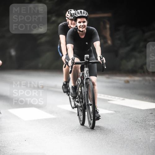 13.09.2026 - Stadtparktriathlon H.Heesch http://msf.ph/oto/10274019 13.09.2026 10:28:30 Radfahren 247, 267, 286, 346, 372, 376, 377, 378, 406, 414 meine-sportfotos.de
