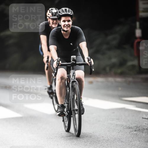13.09.2026 - Stadtparktriathlon H.Heesch http://msf.ph/oto/10274027 13.09.2026 10:28:31 Radfahren 247, 267, 346, 372, 376, 377, 378, 406, 414 meine-sportfotos.de