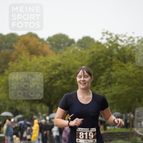 13.09.2026 - Stadtparktriathlon Patografie http://msf.ph/oto/10274060 13.09.2026 12:56:07 Ziel 819, 1053 meine-sportfotos.de