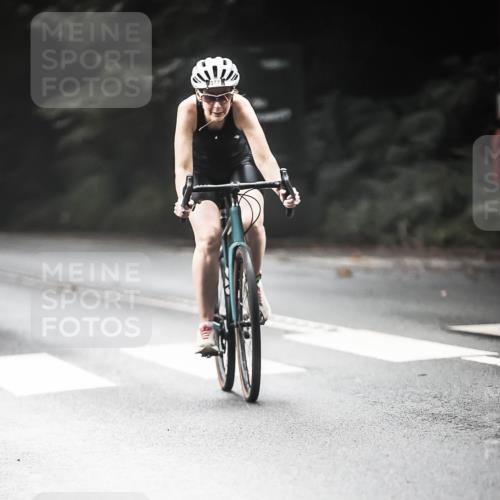 13.09.2026 - Stadtparktriathlon H.Heesch http://msf.ph/oto/10274073 13.09.2026 10:28:35 Radfahren 247, 267, 376, 377, 378, 414, 423 meine-sportfotos.de