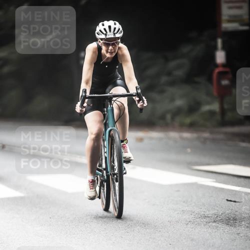 13.09.2026 - Stadtparktriathlon H.Heesch http://msf.ph/oto/10274080 13.09.2026 10:28:35 Radfahren 247, 267, 376, 377, 378, 414, 423 meine-sportfotos.de