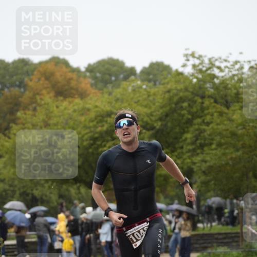 13.09.2026 - Stadtparktriathlon Patografie http://msf.ph/oto/10274099 13.09.2026 12:56:30 Ziel 1048, 1067 meine-sportfotos.de