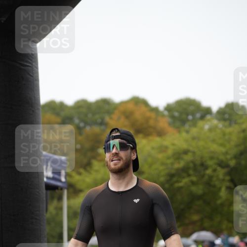13.09.2026 - Stadtparktriathlon Patografie http://msf.ph/oto/10274155 13.09.2026 12:57:44 Ziel 842, 970 meine-sportfotos.de