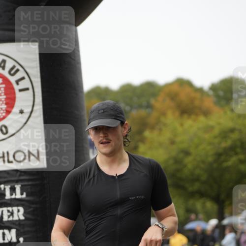 13.09.2026 - Stadtparktriathlon Patografie http://msf.ph/oto/10274175 13.09.2026 12:57:51 Ziel 970 meine-sportfotos.de