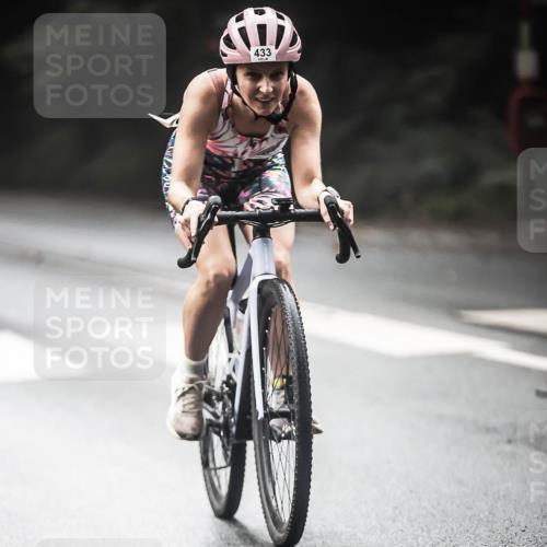 13.09.2026 - Stadtparktriathlon H.Heesch http://msf.ph/oto/10274177 13.09.2026 10:28:55 Radfahren 385, 433 meine-sportfotos.de