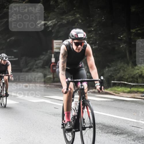 13.09.2026 - Stadtparktriathlon H.Heesch http://msf.ph/oto/10274205 13.09.2026 10:29:03 Radfahren 334, 335, 354, 381, 429, 432, 452 meine-sportfotos.de