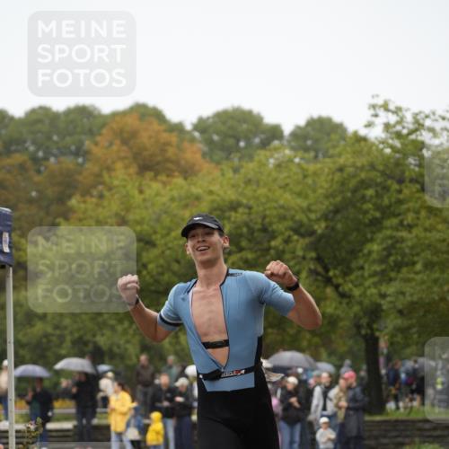 13.09.2026 - Stadtparktriathlon Patografie http://msf.ph/oto/10274208 13.09.2026 12:58:31 Ziel 849, 972, 1007, 1035, 1061 meine-sportfotos.de