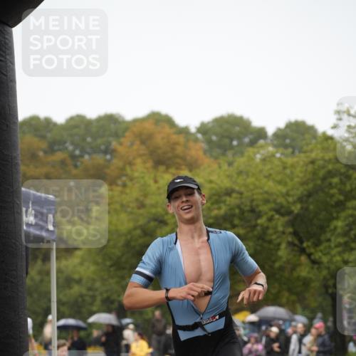 13.09.2026 - Stadtparktriathlon Patografie http://msf.ph/oto/10274214 13.09.2026 12:58:32 Ziel 849, 972, 1007, 1035, 1061 meine-sportfotos.de