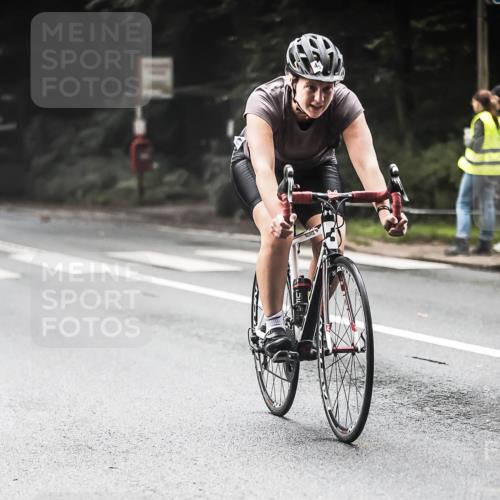 13.09.2026 - Stadtparktriathlon H.Heesch http://msf.ph/oto/10274224 13.09.2026 10:29:04 Radfahren 334, 335, 354, 381, 419, 429, 432, 452 meine-sportfotos.de