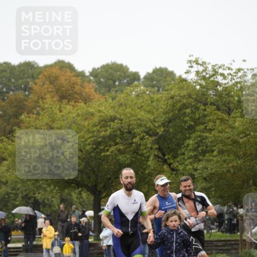 13.09.2026 - Stadtparktriathlon Patografie http://msf.ph/oto/10274226 13.09.2026 12:58:34 Ziel 849, 972, 1007, 1035, 1061 meine-sportfotos.de