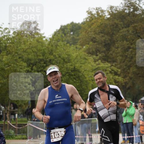 13.09.2026 - Stadtparktriathlon Patografie http://msf.ph/oto/10274243 13.09.2026 12:58:36 Ziel 849, 951, 1007, 1035, 1061 meine-sportfotos.de