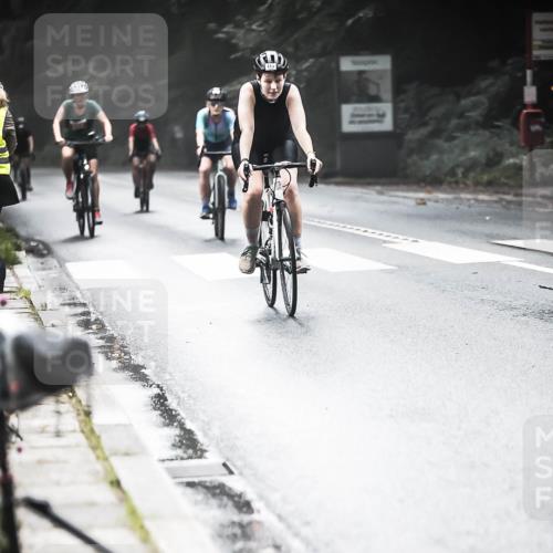 13.09.2026 - Stadtparktriathlon H.Heesch http://msf.ph/oto/10274269 13.09.2026 10:29:10 Radfahren 334, 335, 344, 381, 415, 419, 420, 429, 432, 460 meine-sportfotos.de