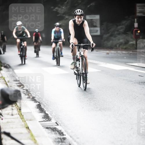 13.09.2026 - Stadtparktriathlon H.Heesch http://msf.ph/oto/10274277 13.09.2026 10:29:10 Radfahren 334, 335, 344, 381, 415, 419, 420, 429, 432, 460 meine-sportfotos.de