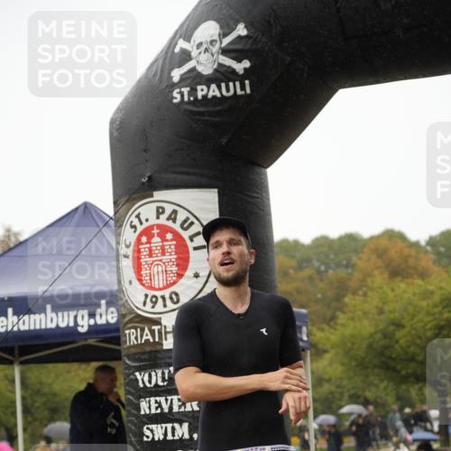 13.09.2026 - Stadtparktriathlon Patografie http://msf.ph/oto/10274346 13.09.2026 12:59:55 Ziel 986 meine-sportfotos.de