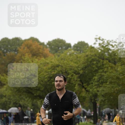13.09.2026 - Stadtparktriathlon Patografie http://msf.ph/oto/10274387 13.09.2026 13:00:15 Ziel 841, 880, 1045 meine-sportfotos.de
