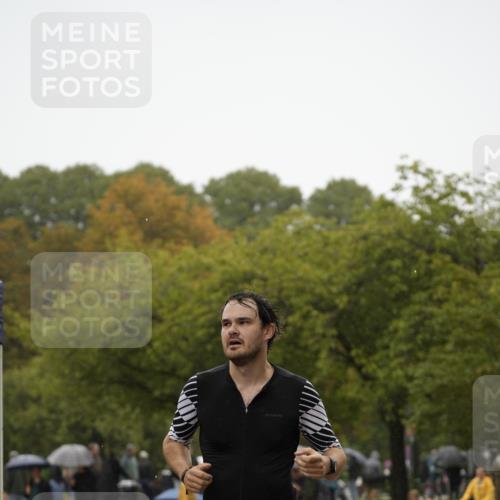 13.09.2026 - Stadtparktriathlon Patografie http://msf.ph/oto/10274393 13.09.2026 13:00:15 Ziel 841, 880, 1045 meine-sportfotos.de
