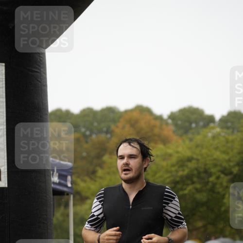 13.09.2026 - Stadtparktriathlon Patografie http://msf.ph/oto/10274398 13.09.2026 13:00:16 Ziel 841, 880, 1045 meine-sportfotos.de