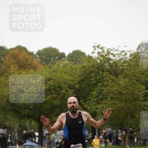 13.09.2026 - Stadtparktriathlon Patografie http://msf.ph/oto/10274404 13.09.2026 13:00:30 Ziel 1009 meine-sportfotos.de
