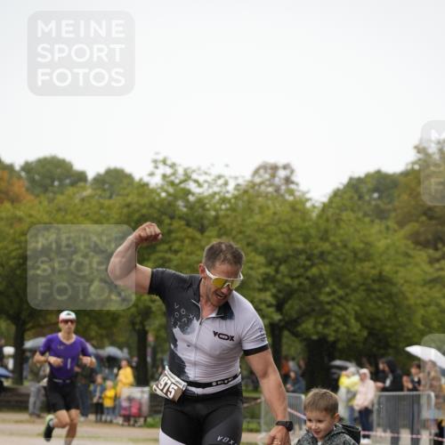 13.09.2026 - Stadtparktriathlon Patografie http://msf.ph/oto/10274437 13.09.2026 13:00:53 Ziel 974, 975, 1006, 1050 meine-sportfotos.de