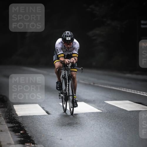 13.09.2026 - Stadtparktriathlon H.Heesch http://msf.ph/oto/10274444 13.09.2026 09:02:49 Radfahren 57, 93, 94 meine-sportfotos.de