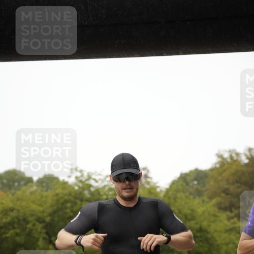 13.09.2026 - Stadtparktriathlon Patografie http://msf.ph/oto/10274470 13.09.2026 13:00:57 Ziel 974, 975, 1006, 1050 meine-sportfotos.de