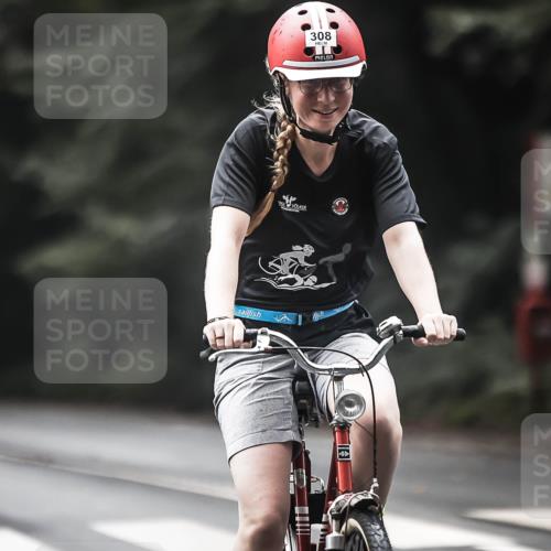 13.09.2026 - Stadtparktriathlon H.Heesch http://msf.ph/oto/10274481 13.09.2026 10:29:44 Radfahren 265, 308, 353, 358, 392 meine-sportfotos.de