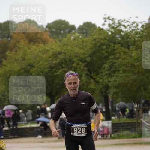 13.09.2026 - Stadtparktriathlon Patografie http://msf.ph/oto/10274577 13.09.2026 13:01:57 Ziel 928, 983 meine-sportfotos.de