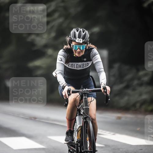 13.09.2026 - Stadtparktriathlon H.Heesch http://msf.ph/oto/10274612 13.09.2026 10:30:08 Radfahren 294, 386 meine-sportfotos.de