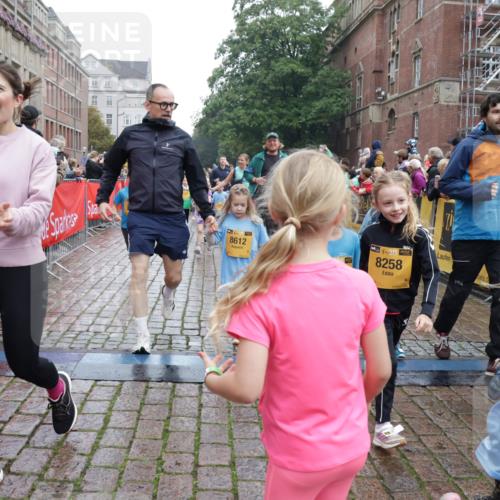 13.09.2026 - Kiel Lauf Yannick Fuchs http://msf.ph/oto/10274624 13.09.2026 08:37:01 Ziel 581, 873, 910, 2552, 2581, 3495, 3815, 5096, 5275, 6145, 6259, 6440, 6817, 6936, 7784, 7838, 8070, 8211, 8243, 8471, 8650, 8653, 8662, 9028, 9233, 9762, 11206, 11563, 11800, 12087, 12317, 516, 874, 1031, 1128, 1407, 1470, 1727, 1808, 2464, 2581, 3088, 3098, 3246, 3532, 3651, 3809, 3868, 3887, 4697, 5658, 5667, 6145, 6308, 6357, 6452, 6469, 6470, 6474, 6475, 6479, 6813, 6983, 7059, 7136, 7153, 7633, 8662, 8771, 8995, 9251, 9591, 9958, 1055, 2229, 4018, 4705, 5617, 7146, 7176 meine-sportfotos.de
