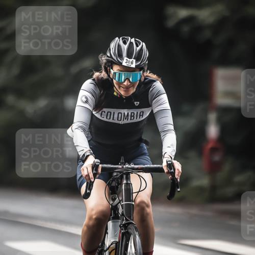 13.09.2026 - Stadtparktriathlon H.Heesch http://msf.ph/oto/10274626 13.09.2026 10:30:08 Radfahren 294, 386 meine-sportfotos.de