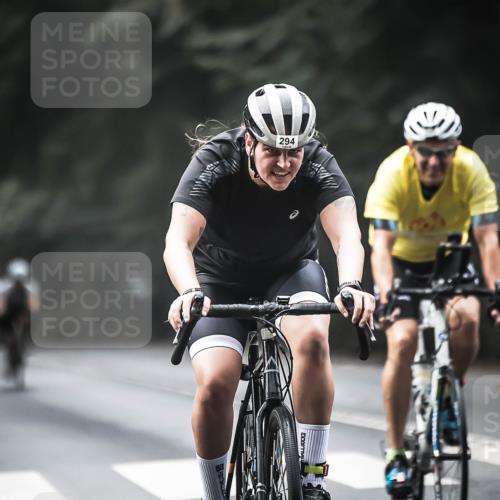 13.09.2026 - Stadtparktriathlon H.Heesch http://msf.ph/oto/10274635 13.09.2026 10:30:14 Radfahren 268, 294, 299, 303, 386 meine-sportfotos.de