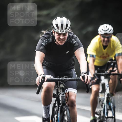 13.09.2026 - Stadtparktriathlon H.Heesch http://msf.ph/oto/10274640 13.09.2026 10:30:14 Radfahren 268, 294, 299, 303, 386 meine-sportfotos.de