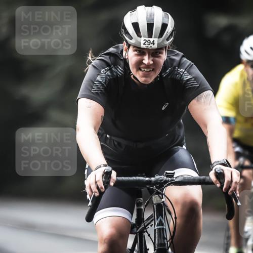 13.09.2026 - Stadtparktriathlon H.Heesch http://msf.ph/oto/10274648 13.09.2026 10:30:15 Radfahren 268, 294, 299, 303 meine-sportfotos.de
