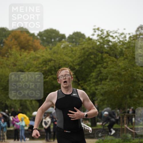 13.09.2026 - Stadtparktriathlon Patografie http://msf.ph/oto/10274651 13.09.2026 13:03:03 Ziel 998, 1057 meine-sportfotos.de