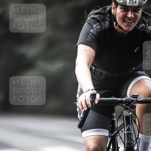 13.09.2026 - Stadtparktriathlon H.Heesch http://msf.ph/oto/10274654 13.09.2026 10:30:15 Radfahren 268, 294, 299, 303 meine-sportfotos.de