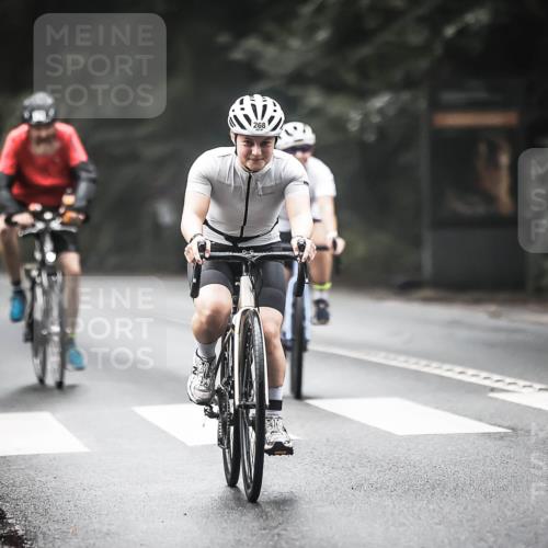 13.09.2026 - Stadtparktriathlon H.Heesch http://msf.ph/oto/10274669 13.09.2026 10:30:19 Radfahren 268, 276, 294, 299, 303, 464 meine-sportfotos.de