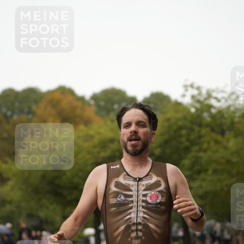13.09.2026 - Stadtparktriathlon Patografie http://msf.ph/oto/10274673 13.09.2026 13:03:12 Ziel 998 meine-sportfotos.de